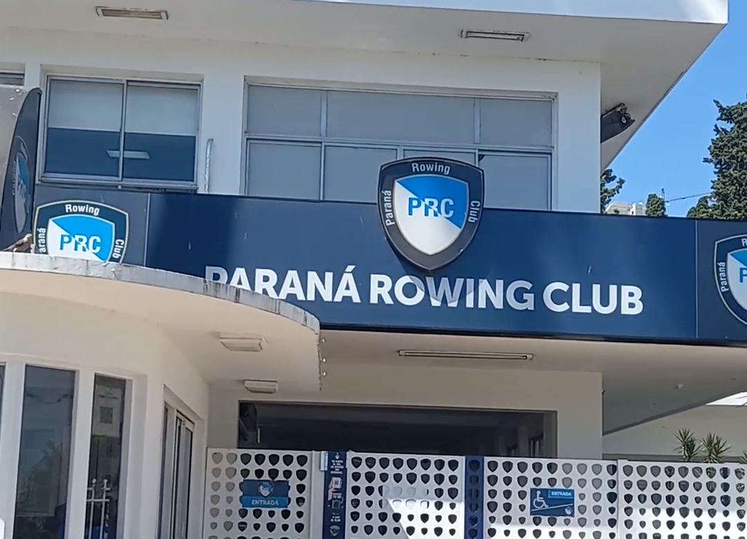 Lanzamiento de temporada en el Rowing